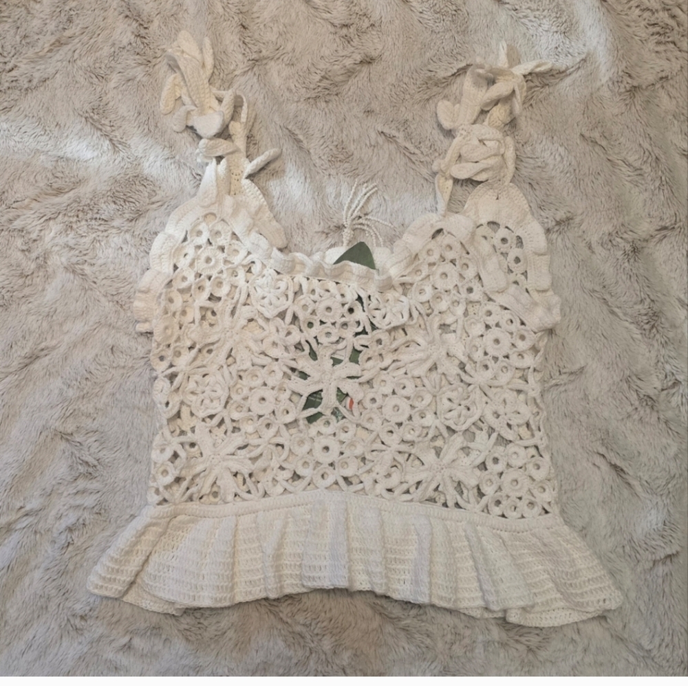FARM Rio White Crochet Top - Picture 7 of 7